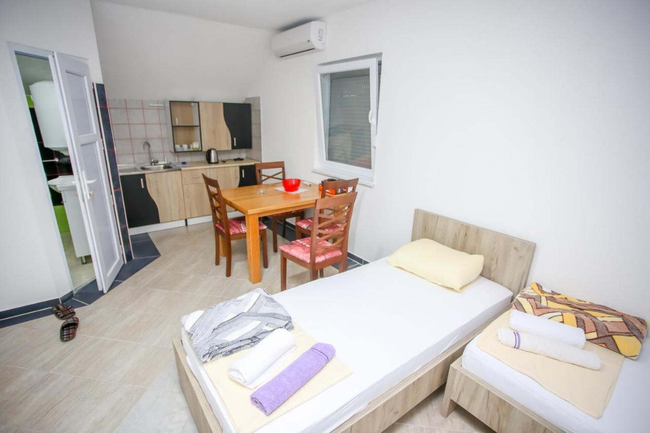 Apartments River Una 5 Біхач Екстер'єр фото
