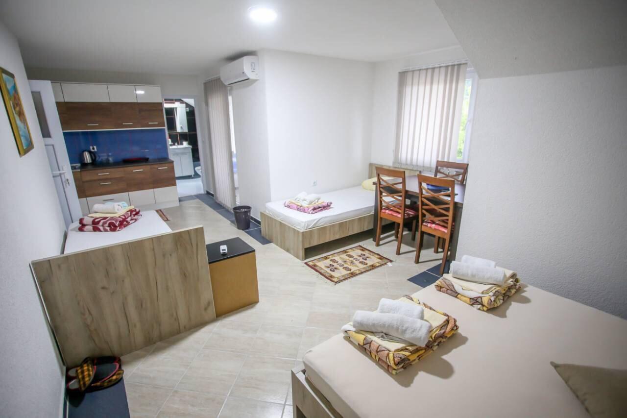 Apartments River Una 5 Біхач Екстер'єр фото